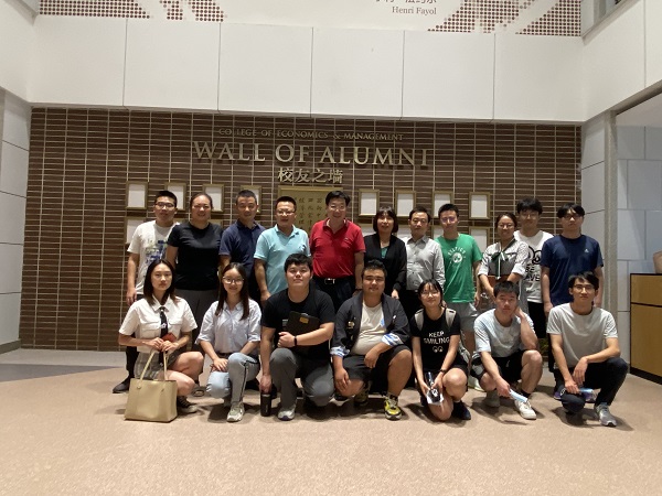 84e34af527374661ad2eaacfe6332528.jpg 合影留念.jpg