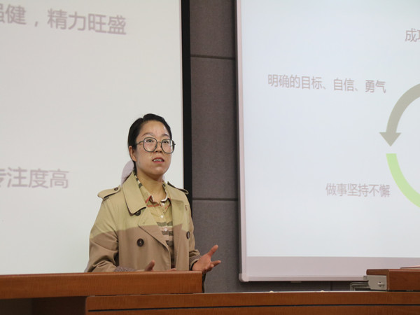 3fcf24b1ec564e77bcb8e40168212e7a.jpg IMG_8390_副本.jpg