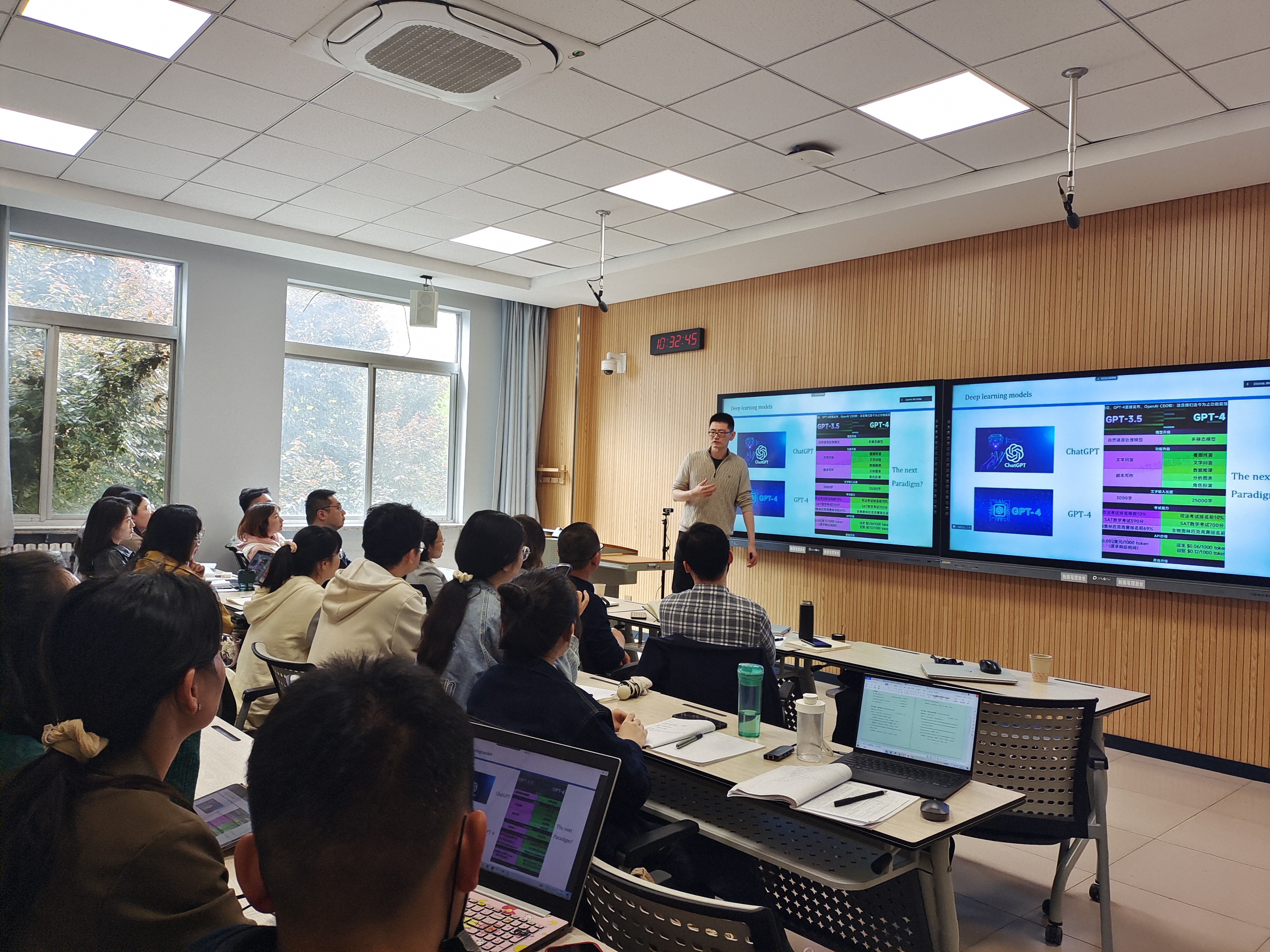 30eb26f57145417f891c683b947b761f.jpg 30eb26f57145417f891c683b947b761f.jpg