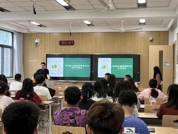 e31ed3e79cc541c5bafc01155fc5372f.jpg 1.jpg